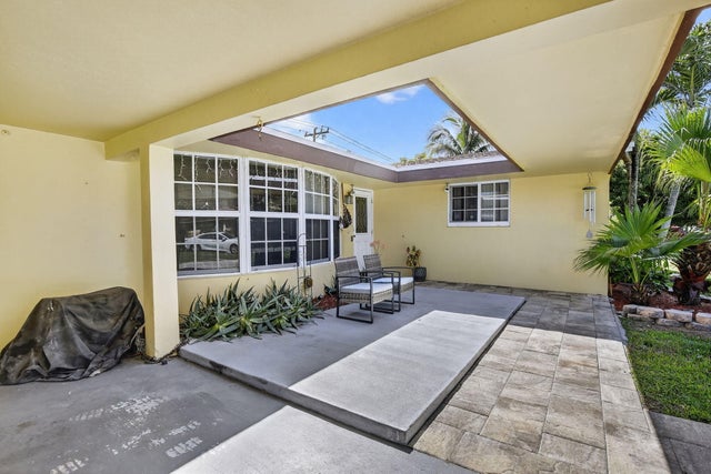 3 of 38 - 202 Sw 52nd Avenue, Plantation, FL