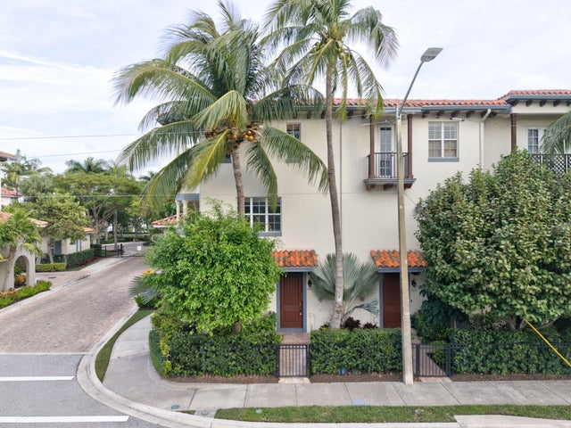 1 of 70 - 1635 N Federal Highway, Delray Beach, FL