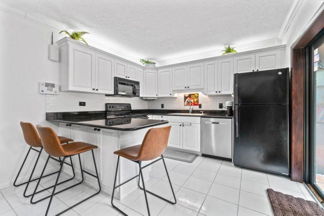 3 of 29 - 1715 17th Lane, Palm Beach Gardens, FL