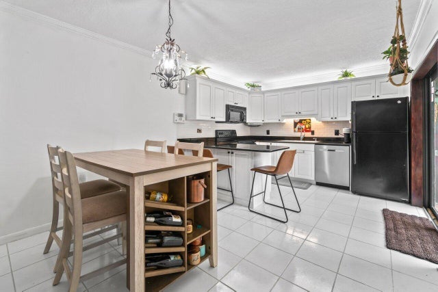 4 of 29 - 1715 17th Lane, Palm Beach Gardens, FL