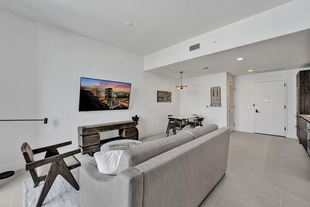 4 of 35 - 159 Ne 6th Street #4813, Miami, FL