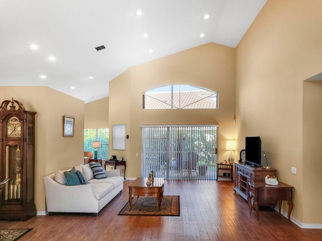 4 of 37 - 12404 Lakeridge Falls Drive, Boynton Beach, FL