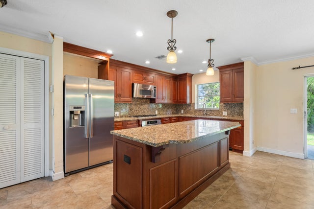5 of 25 - 2660 Starwood Circle, West Palm Beach, FL