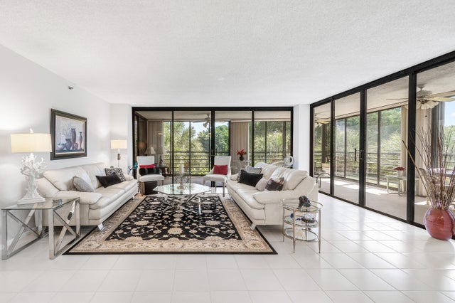 2 of 28 - 7572 Regency Lake Drive #401, Boca Raton, FL