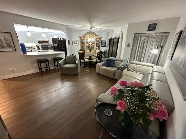 5900 Camino Del Sol #203, Boca Raton