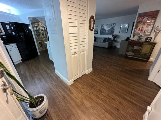 4 of 33 - 5900 Camino Del Sol #203, Boca Raton, FL