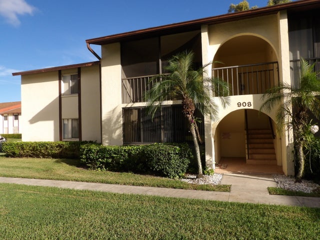 1 of 42 - 4969 Sable Pine Circle #c2, West Palm Beach, FL
