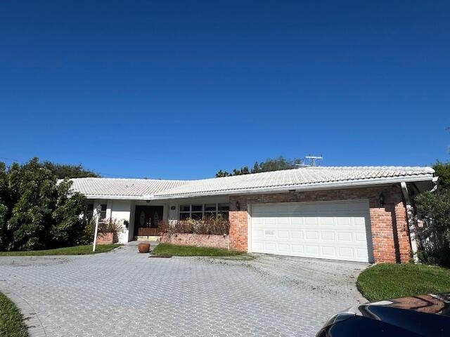 1 of 11 - 200 Walton Heath Drive, Atlantis, FL