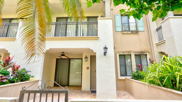 2 of 79 - 3055 Nw 126th Avenue #220, Sunrise, FL
