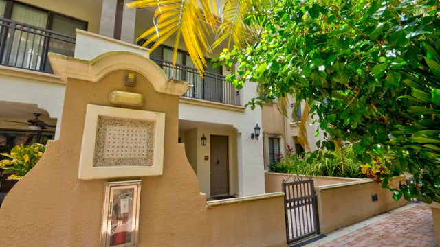 4 of 79 - 3055 Nw 126th Avenue #220, Sunrise, FL