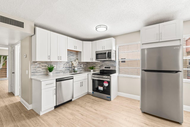 1 of 33 - 222 Piedmont E, Delray Beach, FL