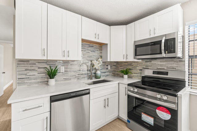 2 of 33 - 222 Piedmont E, Delray Beach, FL