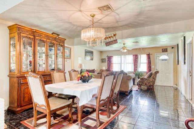 4 of 14 - 3851 Sw 10th Court, Fort Lauderdale, FL