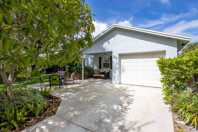 3 of 40 - 217 Ne 10th Street, Delray Beach, FL