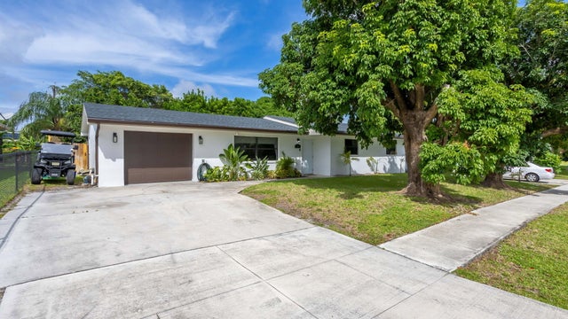 1 of 36 - 213 Sw 12th Avenue, Boynton Beach, FL