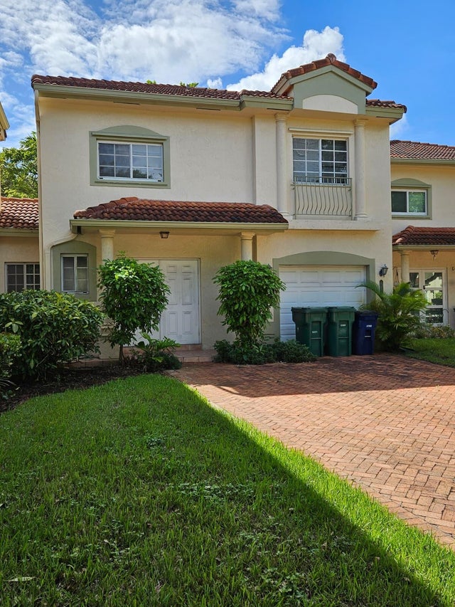 1 of 44 - 5985 Sw 99th Terrace, Cooper City, FL