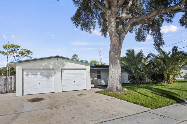 2 of 15 - 333 Masters Road, Palm Springs, FL