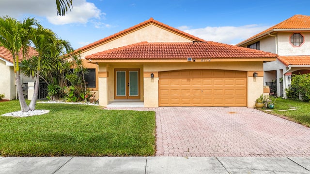 2 of 31 - 4179 Nw 5th Dr Drive, Deerfield Beach, FL