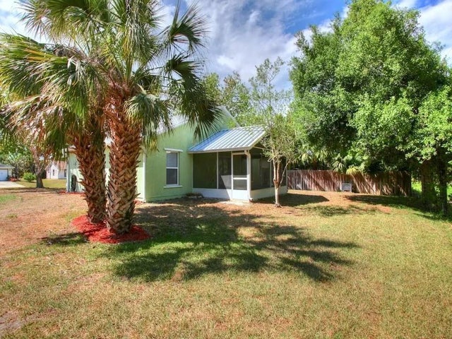 3 of 15 - 1464 Laconia Street, Sebastian, FL