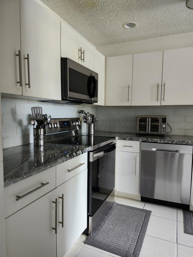 4 of 21 - 1141 Calamondin Terrace #101, Delray Beach, FL
