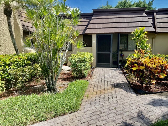 3 of 30 - 4501 Fountains Drive #106, Lake Worth, FL