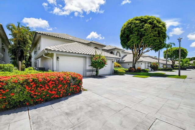 2 of 58 - 11570 Briarwood Circle #1, Boynton Beach, FL