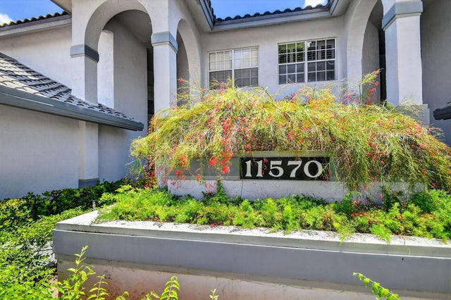 4 of 58 - 11570 Briarwood Circle #1, Boynton Beach, FL