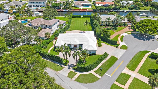 1 of 61 - 839 Country Club Drive, North Palm Beach, FL