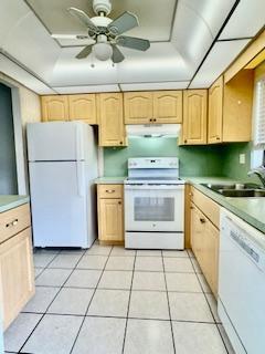 3 of 16 - 5300 Washington Street #p231, Hollywood, FL