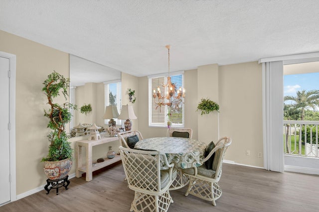 4 of 41 - 125 Ocean Avenue #216, Palm Beach Shores, FL