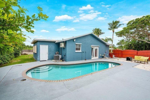 4 of 26 - 803 Mallard Drive, Delray Beach, FL