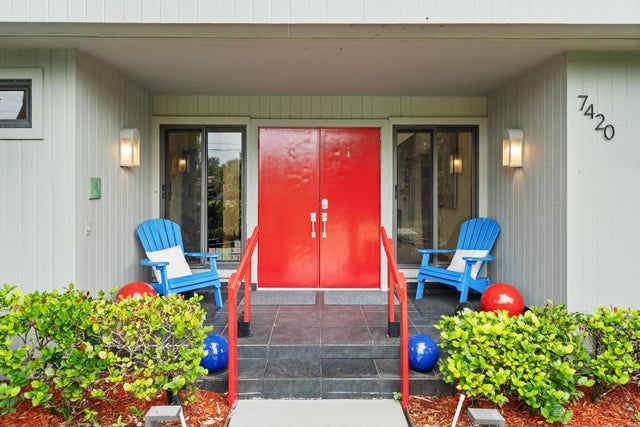 4 of 93 - 7420 W Lake Drive, Lake Clarke Shores, FL