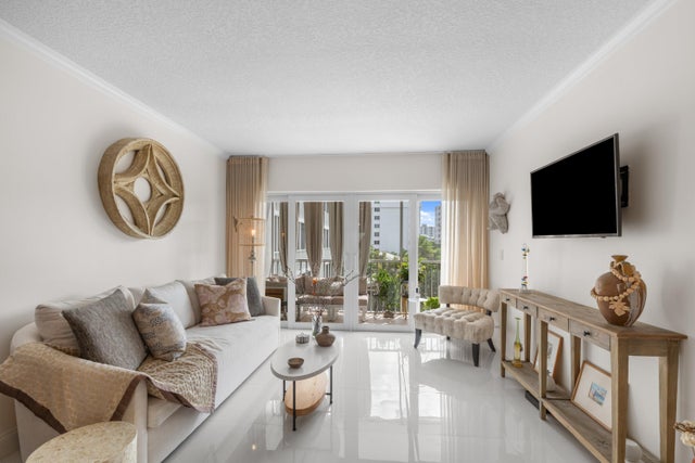 5 of 35 - 1910 S Ocean Boulevard #306, Delray Beach, FL