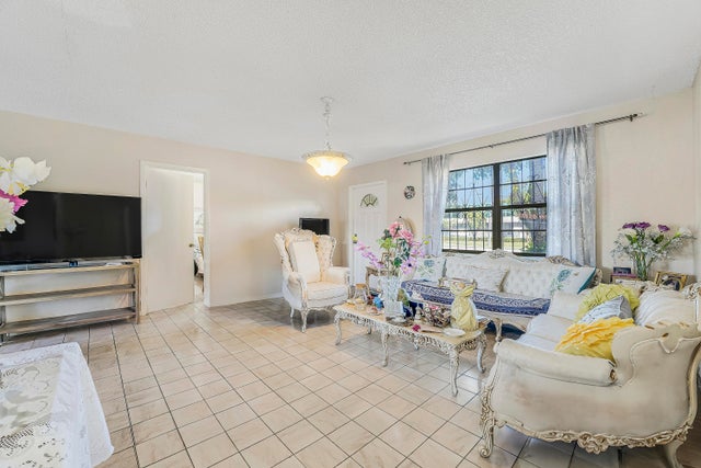 5 of 22 - 2822 Summit Boulevard, West Palm Beach, FL