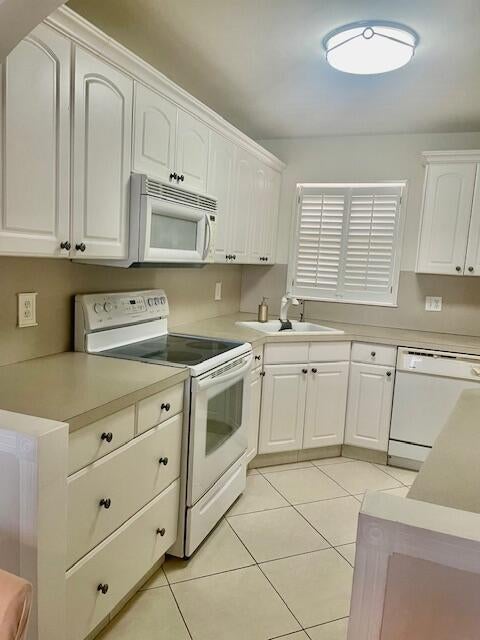 3 of 39 - 2700 Sunrise Lakes Drive W #301, Sunrise, FL