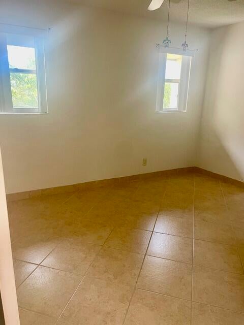 5 of 39 - 2700 Sunrise Lakes Drive W #301, Sunrise, FL