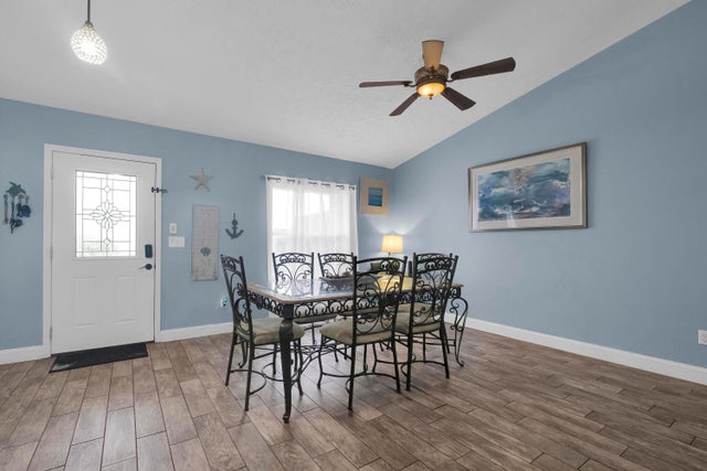 4 of 20 - 2718 Se Buccaneer Circle, Port Saint Lucie, FL