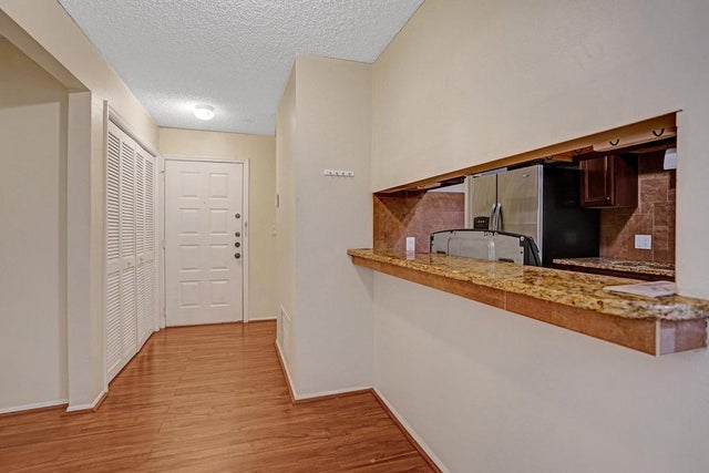 4 of 42 - 2301 N Congress Avenue #27, Boynton Beach, FL