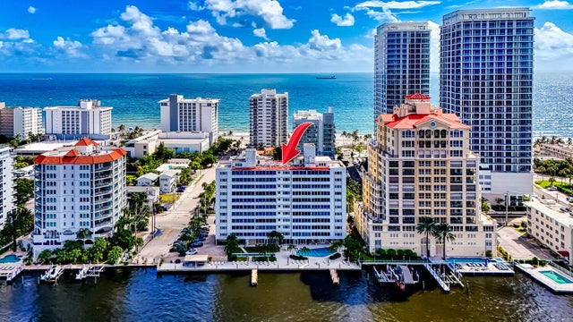 4 of 68 - 215 N Birch Road #5b, Fort Lauderdale, FL
