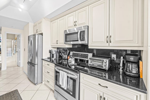 5 of 35 - 7460 La Paz Place #102, Boca Raton, FL