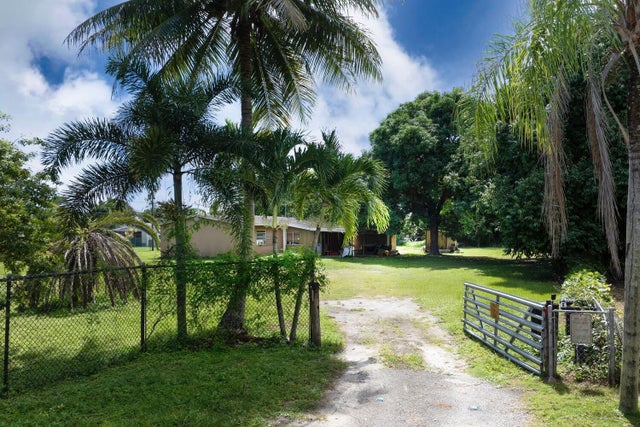 1 of 28 - 2490 Sunset Drive, West Palm Beach, FL