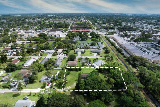 4 of 28 - 2490 Sunset Drive, West Palm Beach, FL