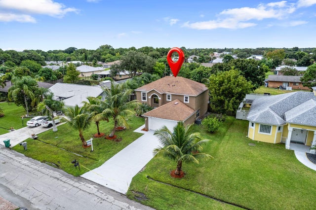 2 of 27 - 2452 Se Victory Avenue, Port Saint Lucie, FL
