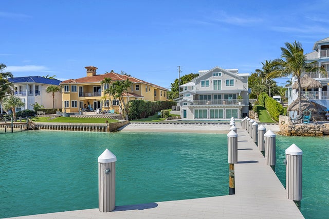 1 of 40 - 18119 Se Federal Highway, Jupiter, FL