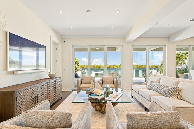 4 of 44 - 18119 Se Federal Highway, Jupiter, FL