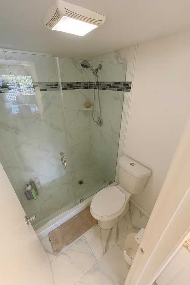 5 of 14 - 5975 Forest Hill Boulevard #101, West Palm Beach, FL