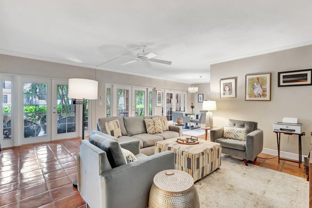 4 of 49 - 200 Andrews Avenue #1, Delray Beach, FL