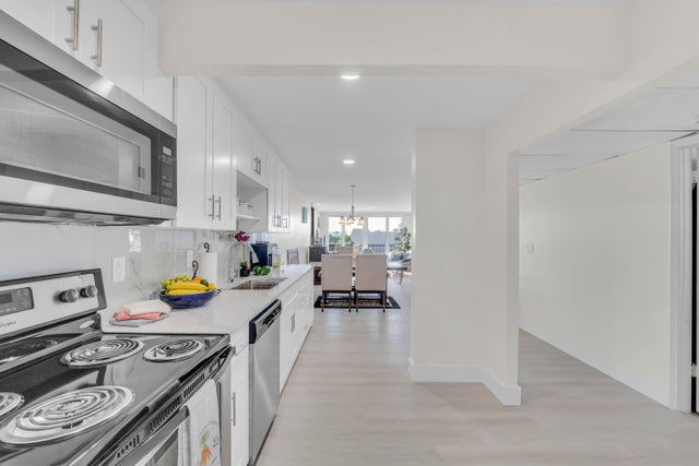 5 of 34 - 4 Royal Palm Way #601, Boca Raton, FL