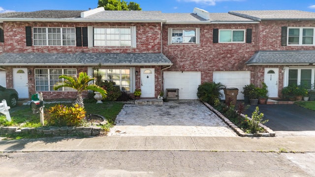 4140 Nw 8th Lane, Deerfield Beach