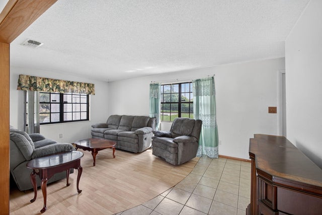 4 of 28 - 1332 W 33rd Street, Riviera Beach, FL